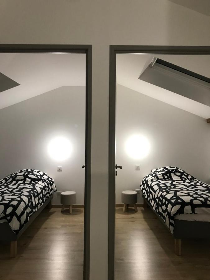 Superbe En Duplex - 4/6 Pers - 1er Etage - Sur L'eau * Blainville-sur-l'Eau